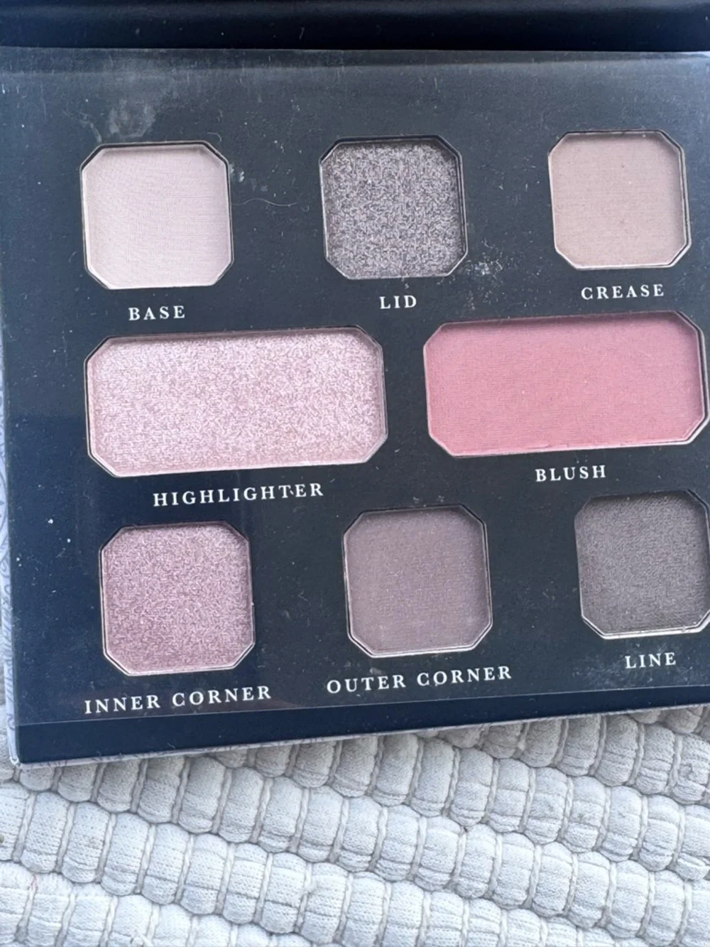 Laura Geller Makeup Bundle Palette + Peach Glow Illuminator Set